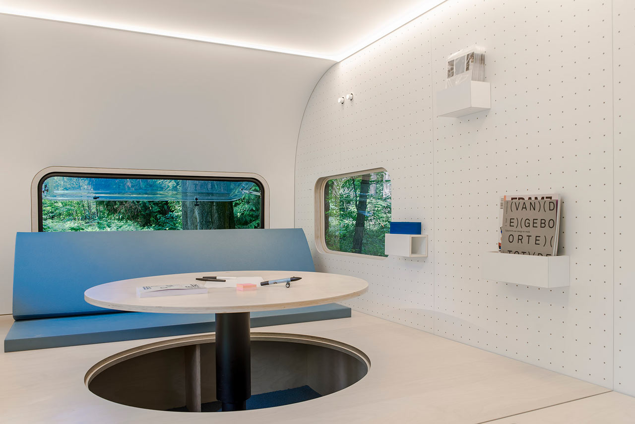 車式內部辦公桌升降效果圖