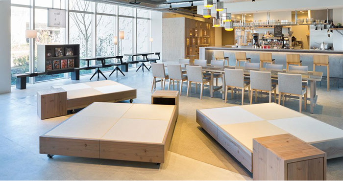 融合圖書館的糕點店鋪設(shè)計