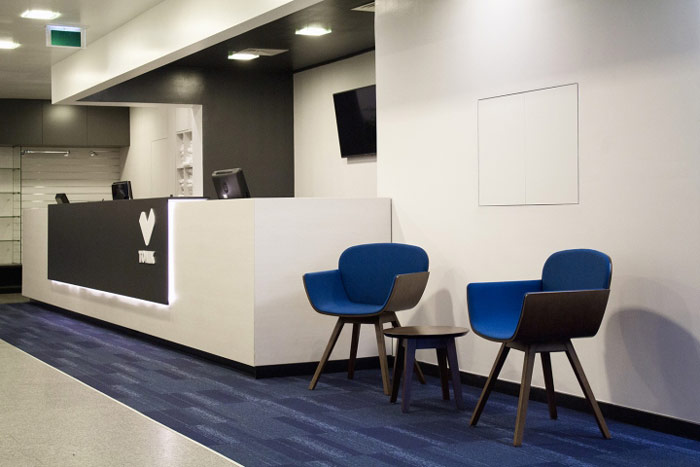 健康俱樂(lè)部辦公室前臺(tái)休息區(qū)域空間裝修設(shè)計(jì)效果圖