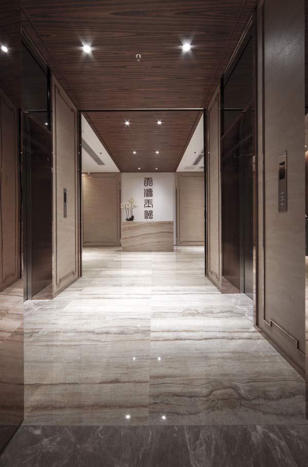 低調(diào)，內(nèi)斂，卻不失內(nèi)在的奢華