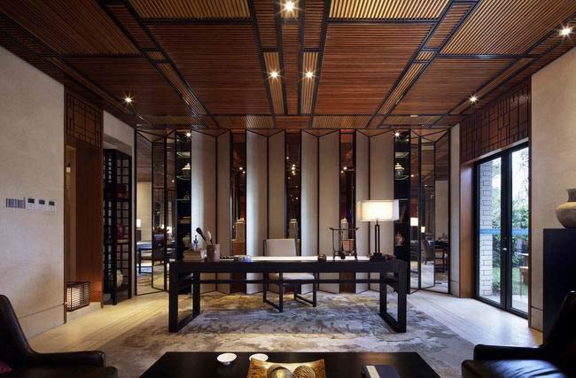 殖民文化總經(jīng)理辦公室辦公桌區(qū)域裝修設計案例效果圖