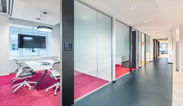 軟件公司辦公室會議室裝修設(shè)計(jì)案例效果圖