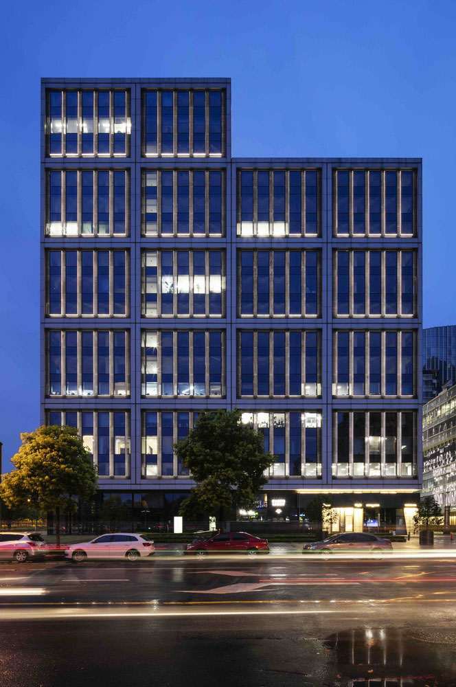 杭州贊成中心寫(xiě)字樓外立面