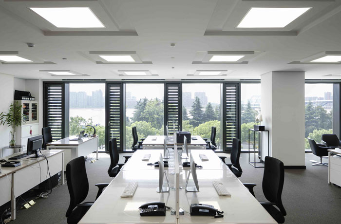 杭州贊成中心寫(xiě)字樓辦公區(qū)