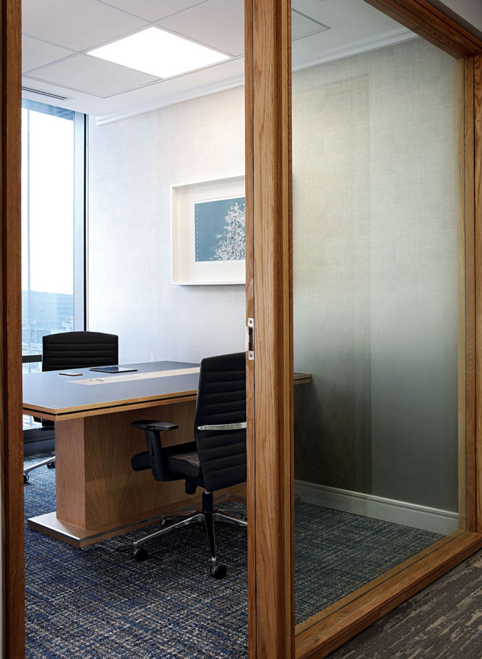 律師事務(wù)所經(jīng)理辦公室裝修設(shè)計效果圖