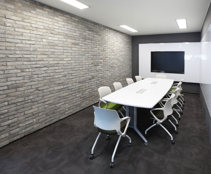 塑料材料公司辦公室會議室裝修設(shè)計效果圖