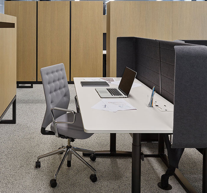 咨詢(xún)公司辦公室獨(dú)立辦公區(qū)裝修設(shè)計(jì)效果圖