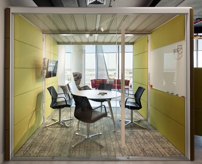 廠家辦公室洽談室裝修設(shè)計效果圖