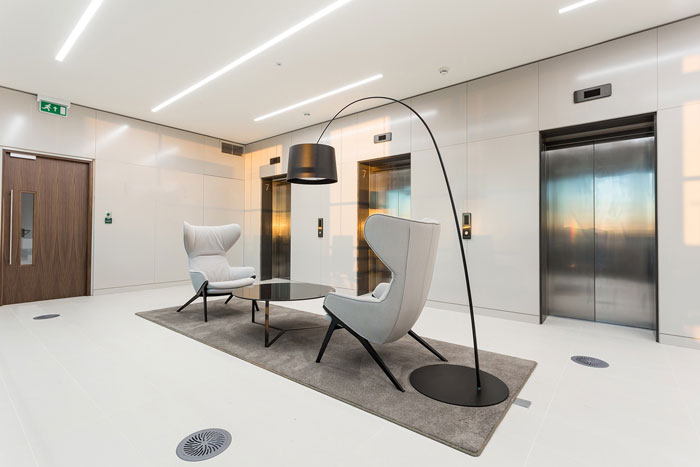 金融風(fēng)投公司辦公室電梯間裝修設(shè)計(jì)效果圖