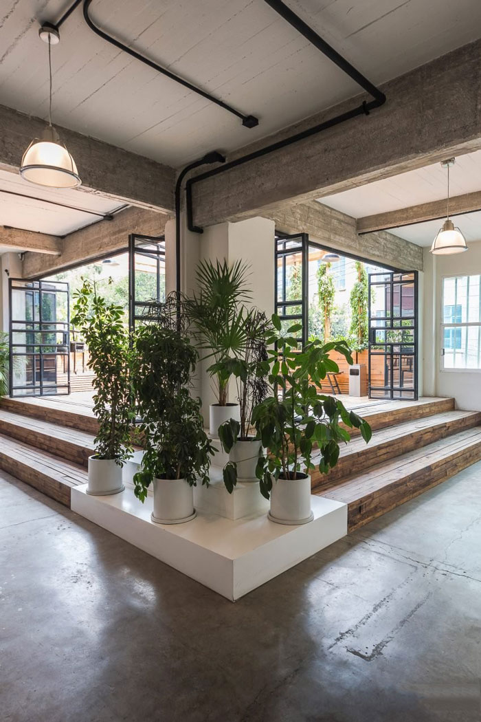 工廠辦公室天臺入口改造裝修設(shè)計(jì)效果圖