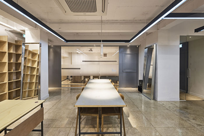 服裝廠(chǎng)房辦公室辦公區(qū)裝修設(shè)計(jì)效果圖