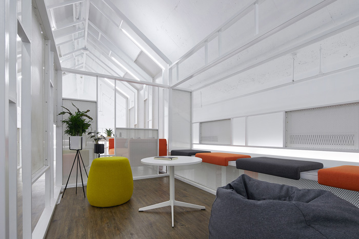 科技辦公樓休息區(qū)裝修設(shè)計效果圖