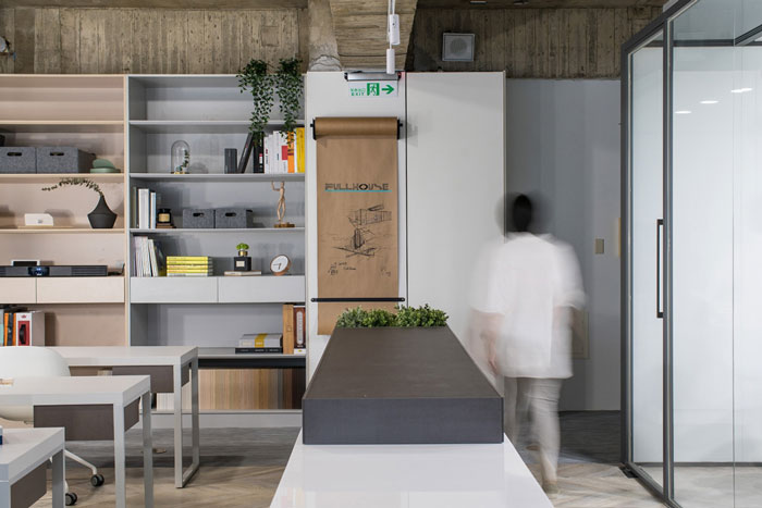 灰色系辦公室辦公區(qū)裝修設計效果圖