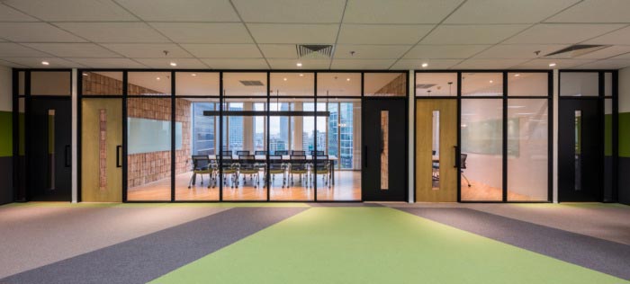 開發(fā)中心會議室裝修設(shè)計效果圖