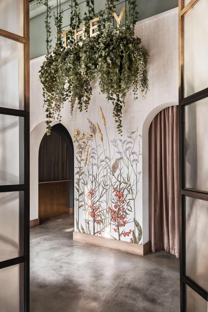 兩層夢(mèng)幻餐廳樓梯裝修設(shè)計(jì)效果圖